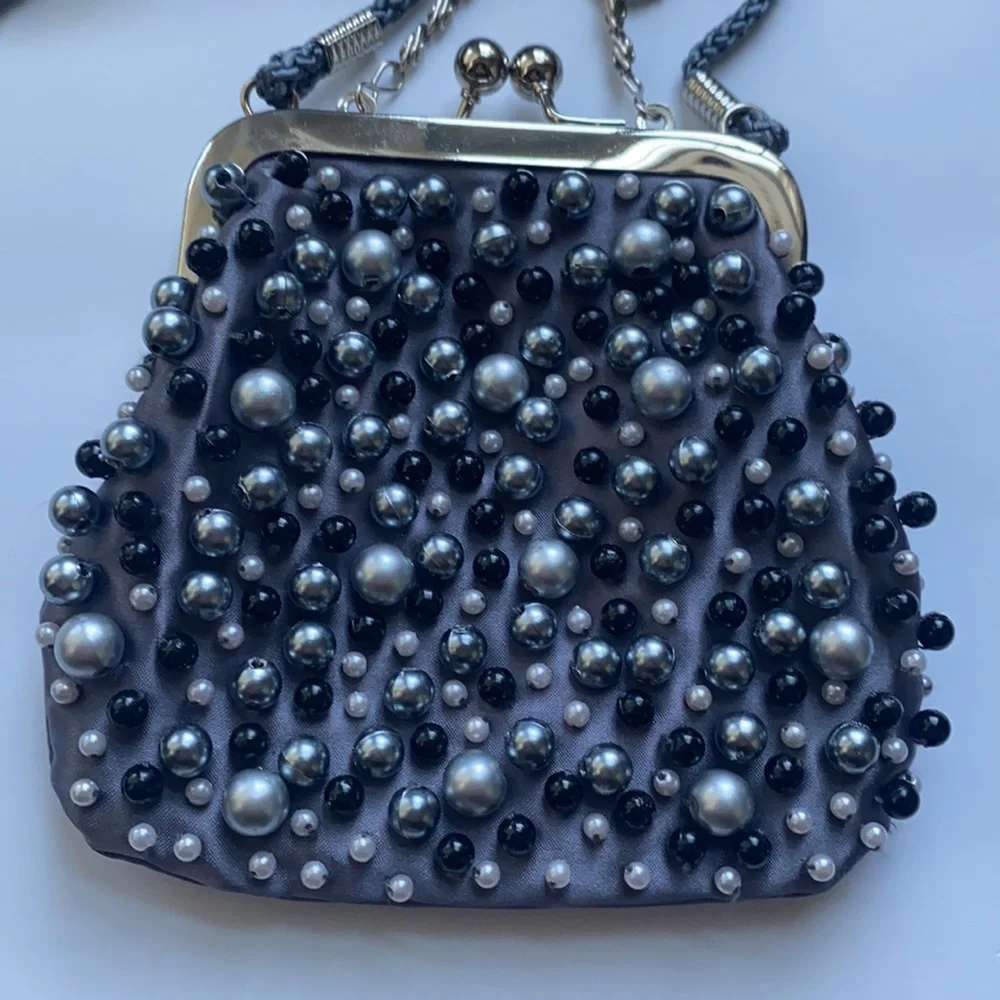 Vintage pearl beaded silver snap coin purse bag - Picture 2 of 5